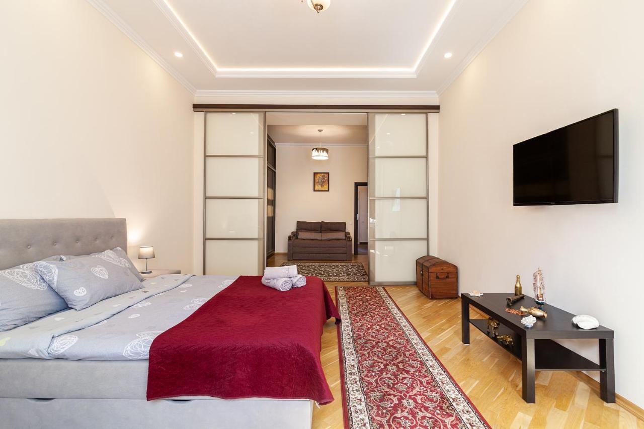 Apartment On Tamanska - Вулиця Дарії Гусяк Lviv Luaran gambar