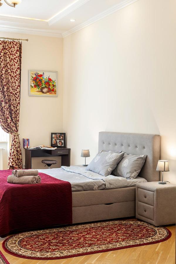 Apartment On Tamanska - Вулиця Дарії Гусяк Lviv Luaran gambar